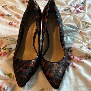 Leopard pump heels